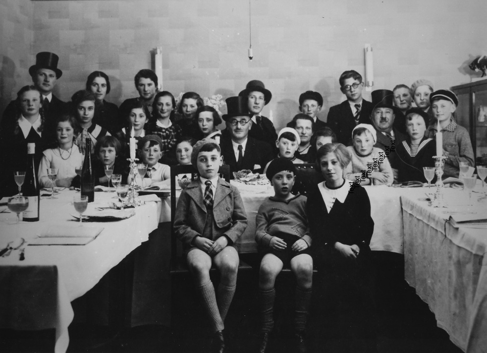 Kitchener camp, Walter Brill, Passover 1934