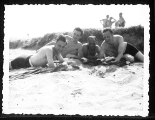 Kitchener camp, Werner Gembicki, Photo, Sandwich beach, with Herbert Mosheim
