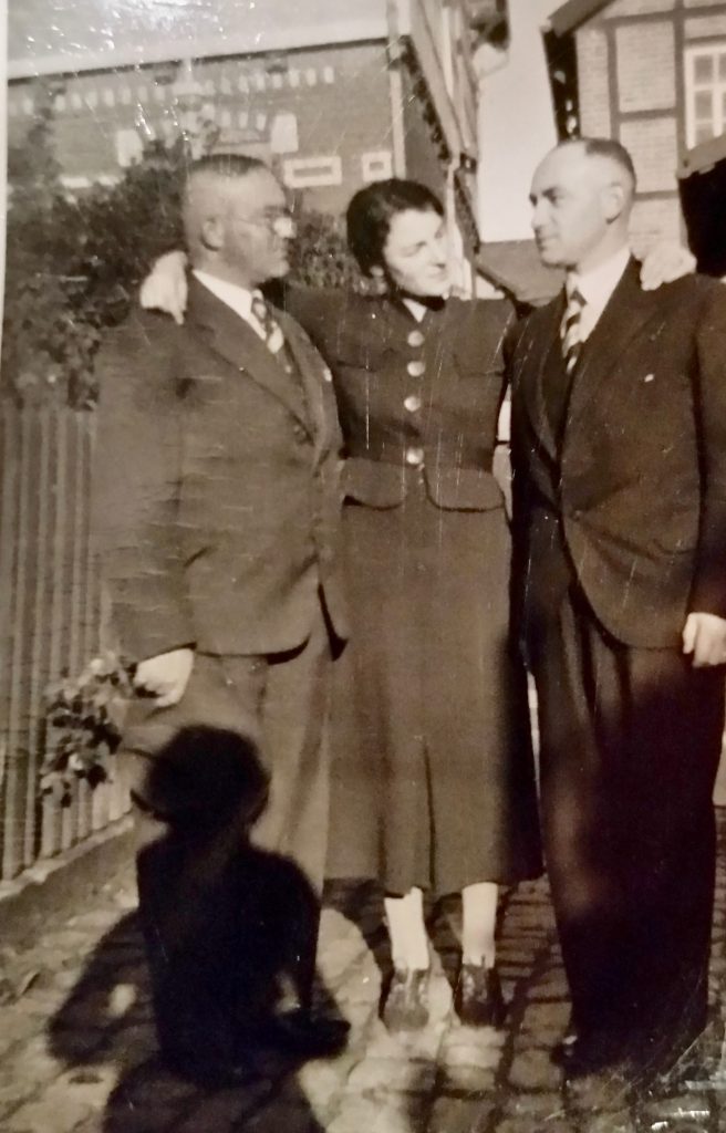 Herbert Gassenheimer with Charlotte, Albert in the 1920s